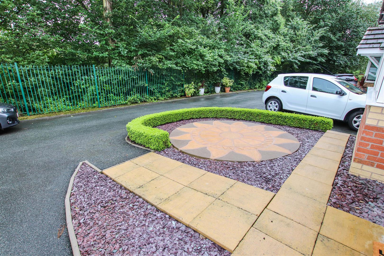 FORE GARDEN